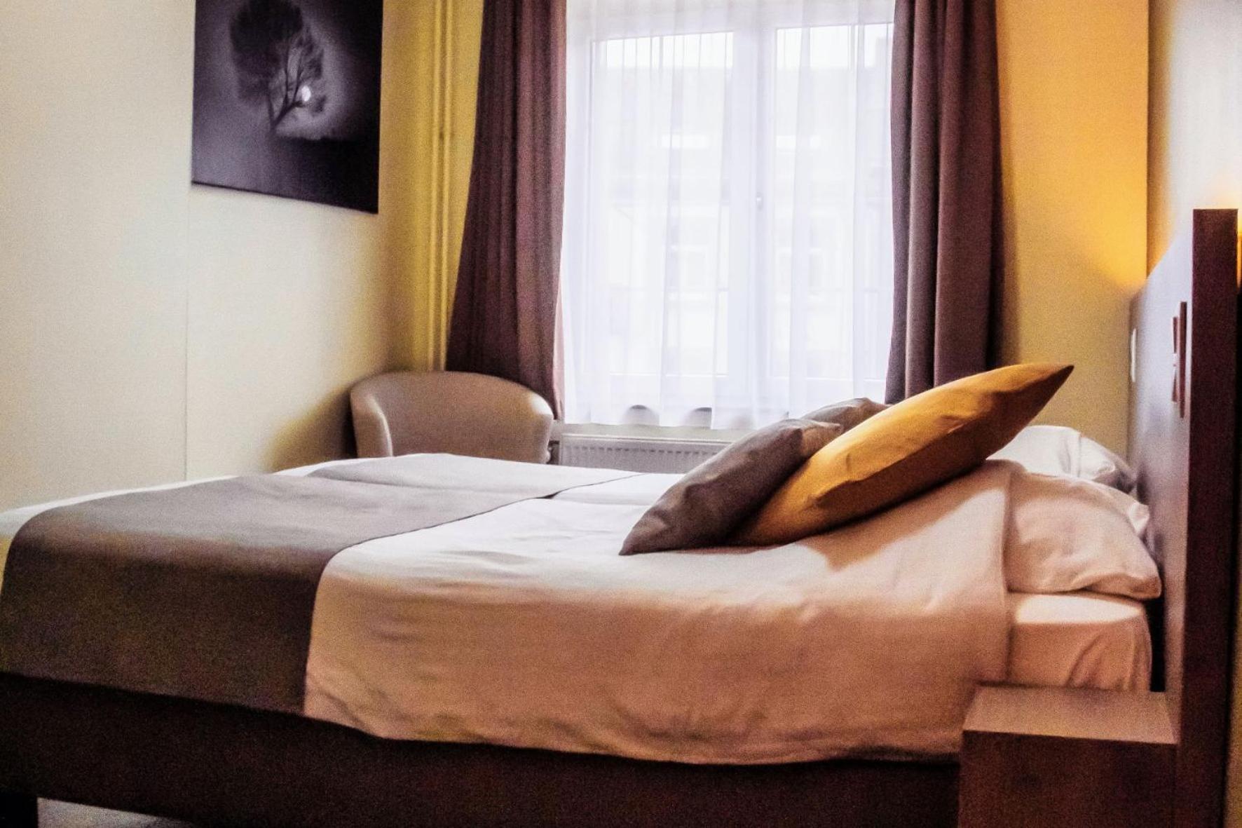 Hotel des Postes Houffalize Habitación foto